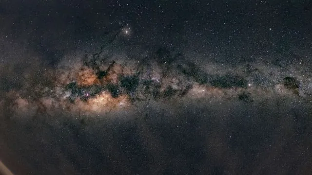 As Luas de Urano: uma Chave para Descobrir os Planetas Faltantes?