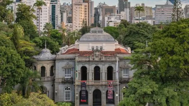 Pedaladas de Lula para Reeleger: O Que Cabe ao TCU?